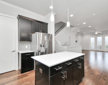 507 Gregg Street - Photo Thumbnail 13