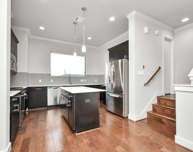 507 Gregg Street - Photo Thumbnail 11