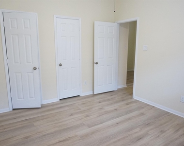 2622 Whitetip Court - Photo Thumbnail 20
