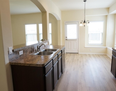 2622 Whitetip Court - Photo Thumbnail 11