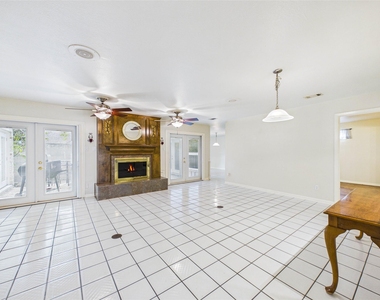 2719 Olympia Drive - Photo Thumbnail 16