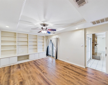 2719 Olympia Drive - Photo Thumbnail 22