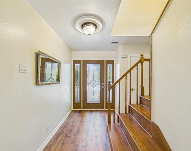 2719 Olympia Drive - Photo Thumbnail 11