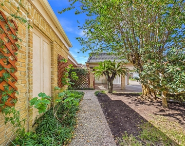 2719 Olympia Drive - Photo Thumbnail 1