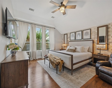 8146 Little Scarlet Street - Photo Thumbnail 15