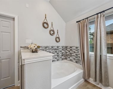 8146 Little Scarlet Street - Photo Thumbnail 18