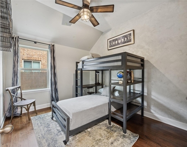 8146 Little Scarlet Street - Photo Thumbnail 12