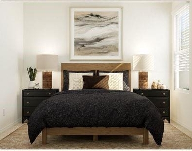 122 Sunflower Street - Photo Thumbnail 8