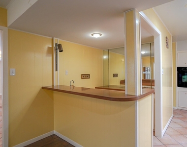 7914 Braes Meadow Drive - Photo Thumbnail 10