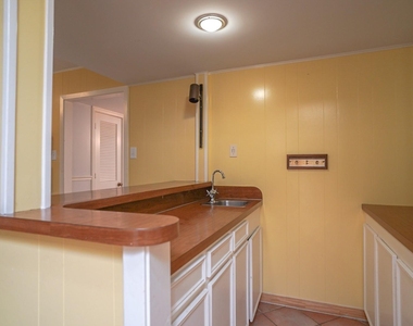 7914 Braes Meadow Drive - Photo Thumbnail 9