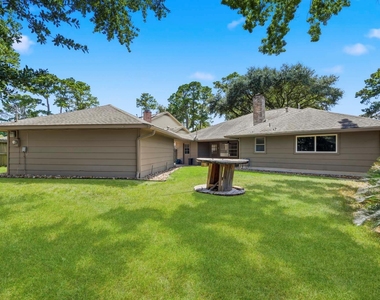 11810 Rowood Drive - Photo Thumbnail 18