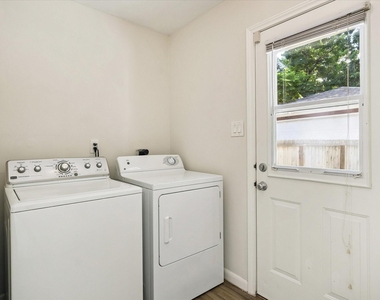 5942 Portal Drive - Photo Thumbnail 16