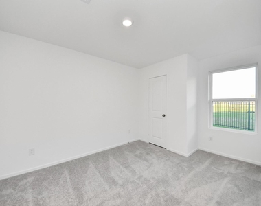 3096 Sunset Glory Drive - Photo Thumbnail 36