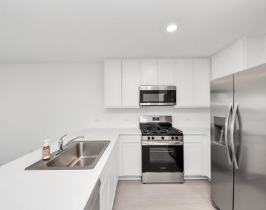 3096 Sunset Glory Drive - Photo Thumbnail 24
