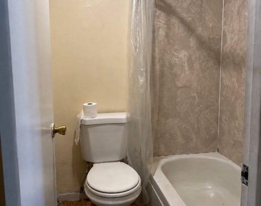 6603 Crakston Street - Photo Thumbnail 12