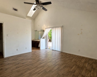 6603 Crakston Street - Photo Thumbnail 17