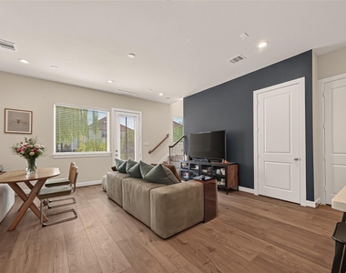 5912 Haring Lane - Photo Thumbnail 5