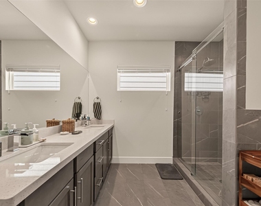 5912 Haring Lane - Photo Thumbnail 8