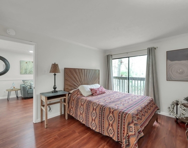 3900 Aspen Drive - Photo Thumbnail 10