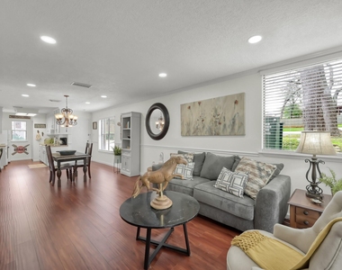 3900 Aspen Drive - Photo Thumbnail 10