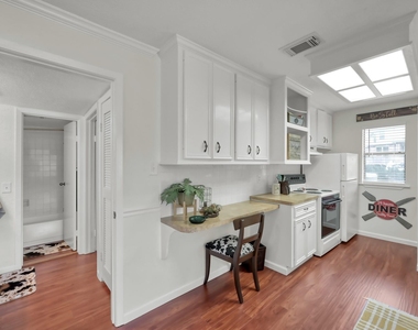 3900 Aspen Drive - Photo Thumbnail 15