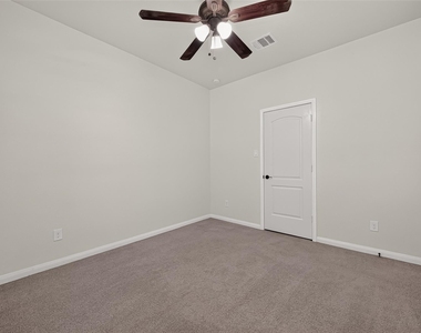 18708 Wichita Trail - Photo Thumbnail 22