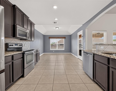 18708 Wichita Trail - Photo Thumbnail 7