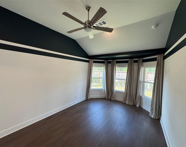 1710 Serenity Moon Drive - Photo Thumbnail 7