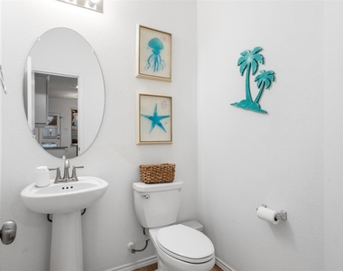 18426 White Stallion Lane - Photo Thumbnail 31