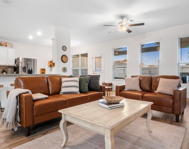 18426 White Stallion Lane - Photo Thumbnail 7