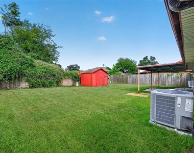 1379 Wrotham Lane - Photo Thumbnail 23