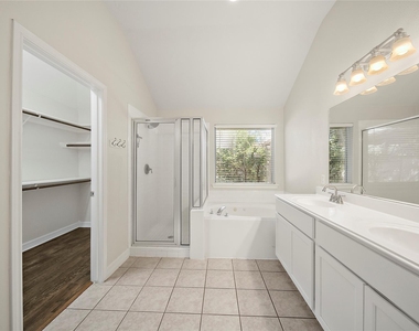 22 Heron Hollow Court - Photo Thumbnail 12