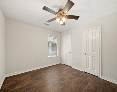 22 Heron Hollow Court - Photo Thumbnail 15