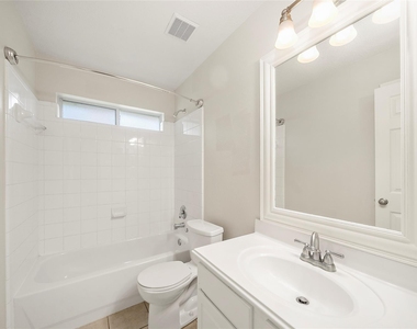 22 Heron Hollow Court - Photo Thumbnail 18