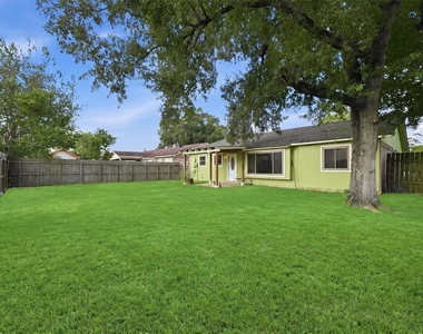 8614 Sherrywood Drive - Photo Thumbnail 26