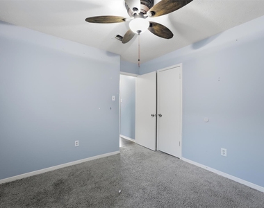 8614 Sherrywood Drive - Photo Thumbnail 22