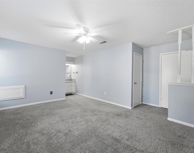 8614 Sherrywood Drive - Photo Thumbnail 6