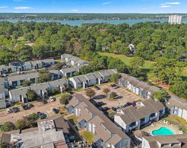 13151 Walden Road - Photo Thumbnail 14