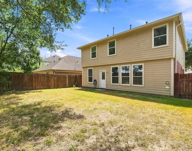 18318 Alemarble Oak Street - Photo Thumbnail 21