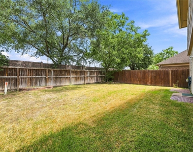 18318 Alemarble Oak Street - Photo Thumbnail 22