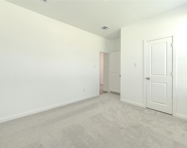 16222 Chestnut Haven Lane - Photo Thumbnail 13