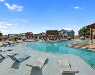 6711 Pinon Canyon - Photo Thumbnail 15