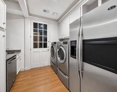 2510 Potomac Drive - Photo Thumbnail 18