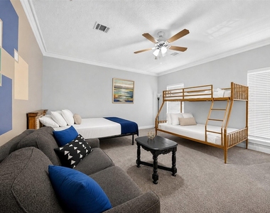 2510 Potomac Drive - Photo Thumbnail 31