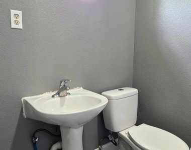 5701 County Road 288 - Photo Thumbnail 8