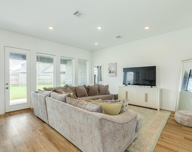 2618 Jasper Oaks Drive - Photo Thumbnail 12