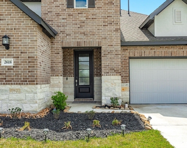 2618 Jasper Oaks Drive - Photo Thumbnail 1
