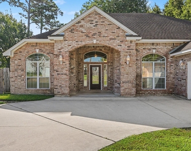 3334 Hemingway Drive - Photo Thumbnail 2