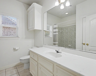 3334 Hemingway Drive - Photo Thumbnail 12