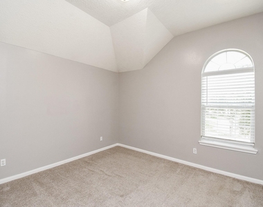 5611 Carta Valley Lane - Photo Thumbnail 30